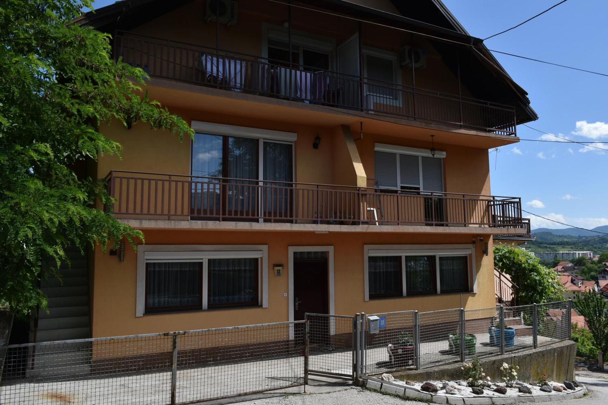 Apartments Mensa Tuzla Eksteriør bilde